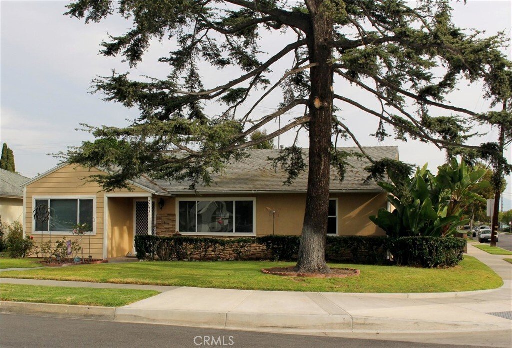 House in Downey, California, United States 1 - 18404661