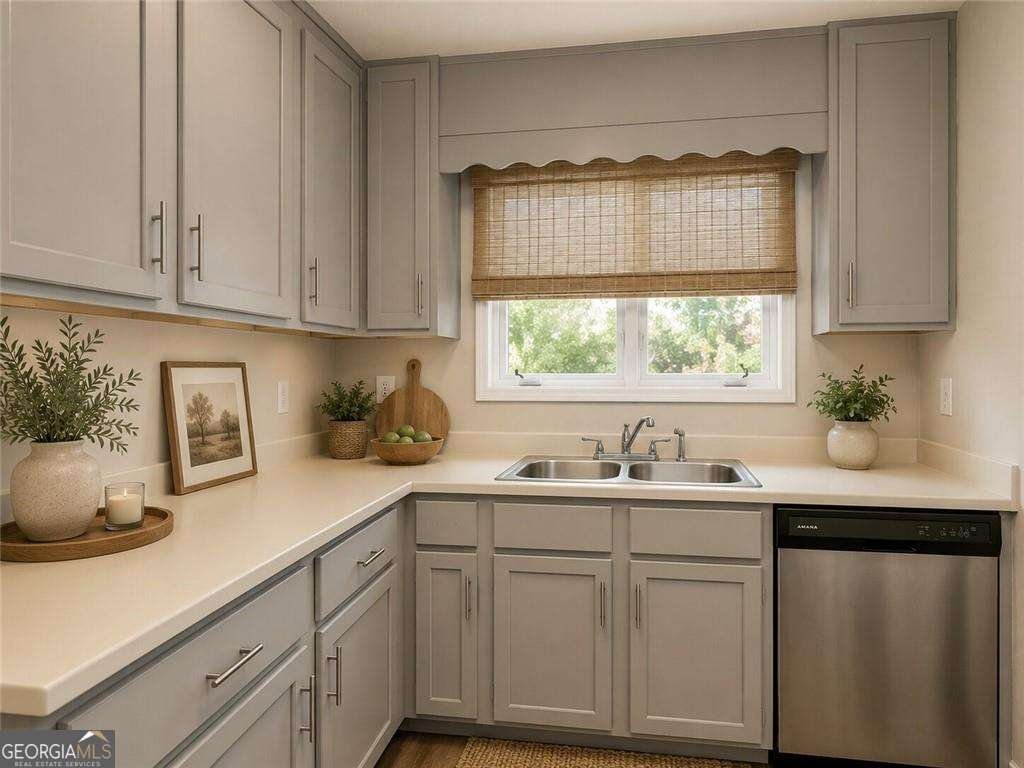 Conyers, Georgia, United States 3 - 18494787