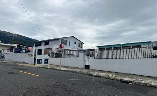 Land in Quito, Pichincha, Ecuador 1