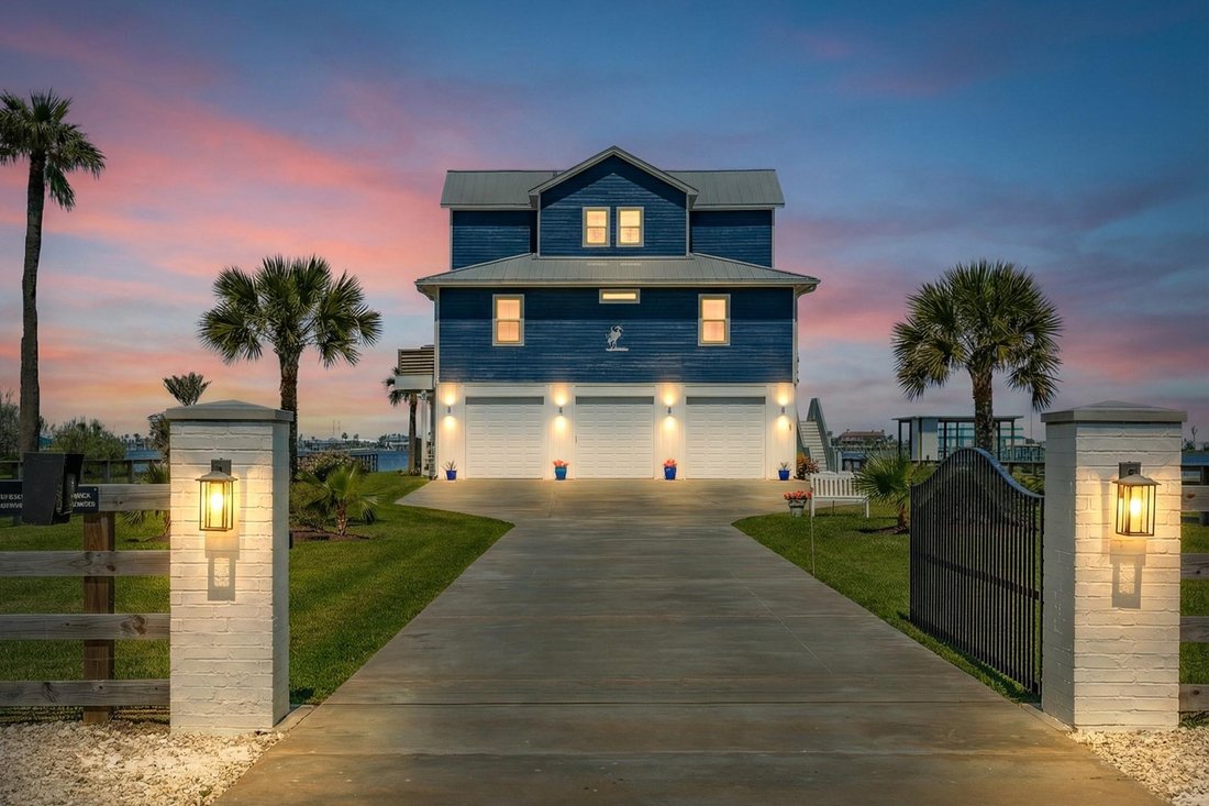House in Galveston, Texas, United States 2 - 18494075