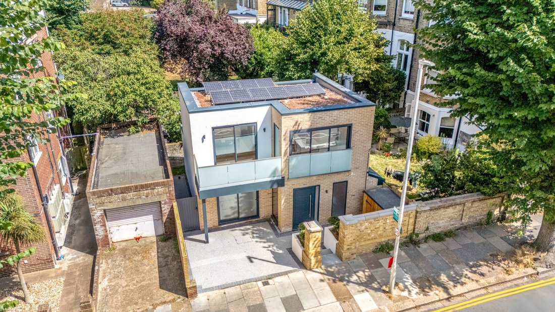 House in Palmeria, Hove, England 2 - 18495014
