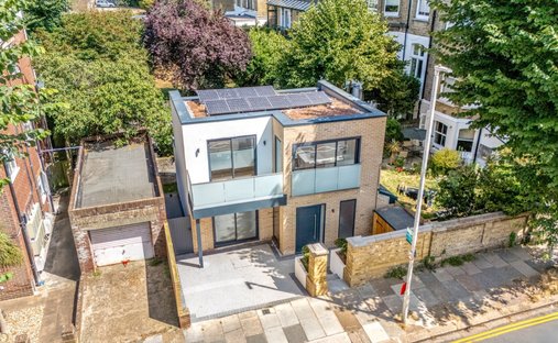 House in Palmeria, Hove, England 1