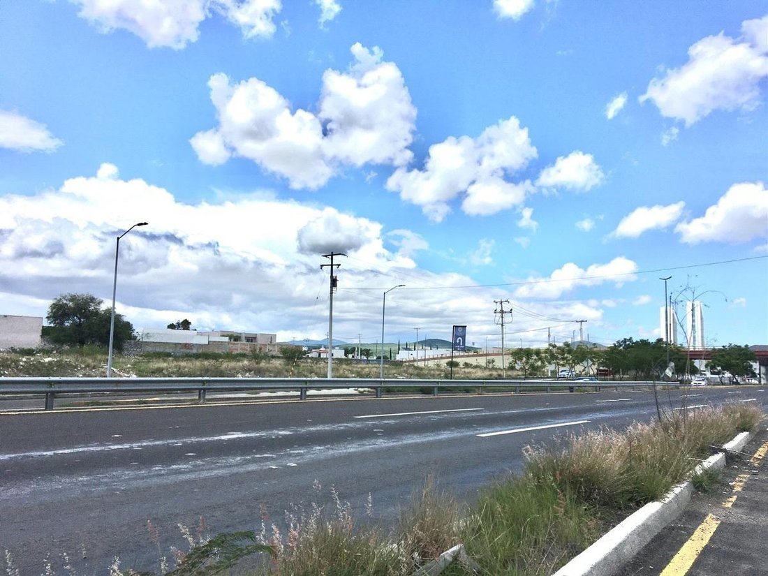 Land in Santiago de Querétaro, Querétaro, Mexico 3 - 18492514