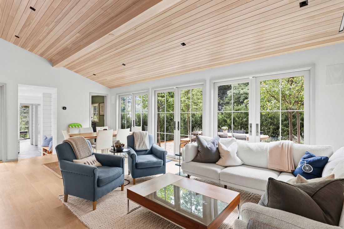 Sag Harbor, New York, United States 5 - 18495076