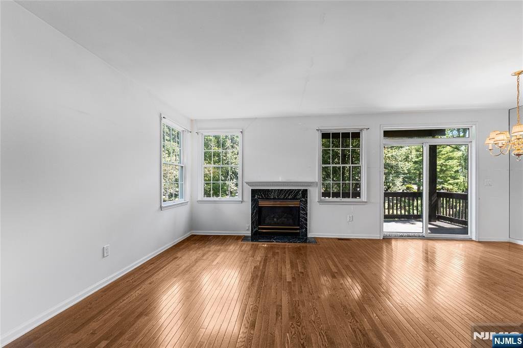 Condo in River Vale, New Jersey, United States 5 - 18492017