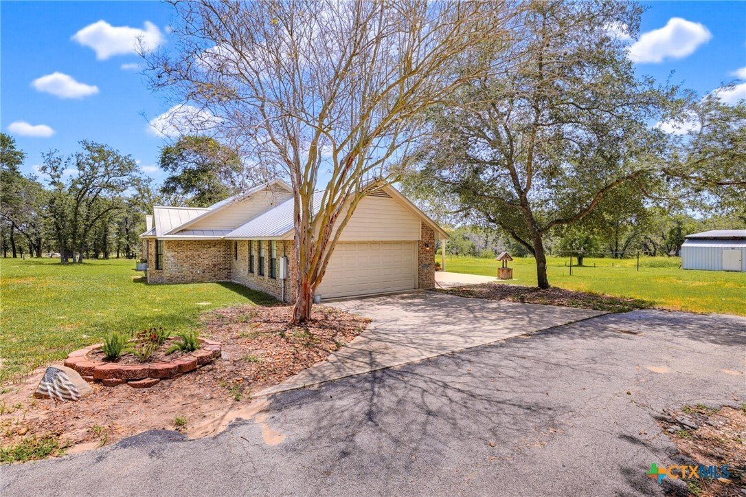 House in La Vernia, Texas, United States 4 - 18494095