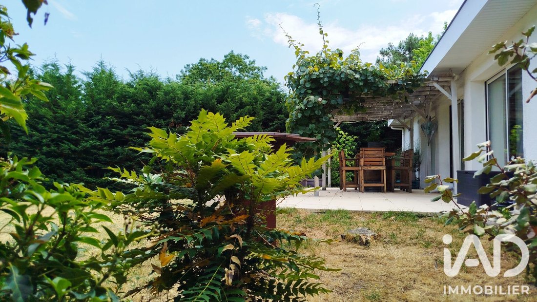 House in Nord des Jalles, Le Taillan-Médoc, France 2 - 18065303