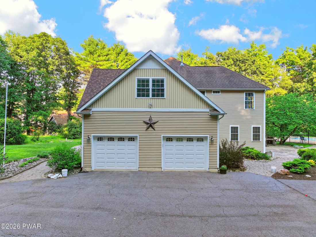 House in Milford, Pennsylvania, United States 5 - 18494812