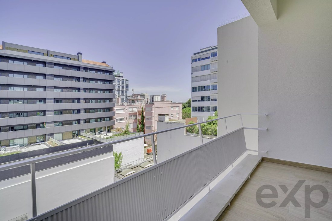 Apartment in Avenidas Novas, Lisbon, Portugal 5 - 17374489
