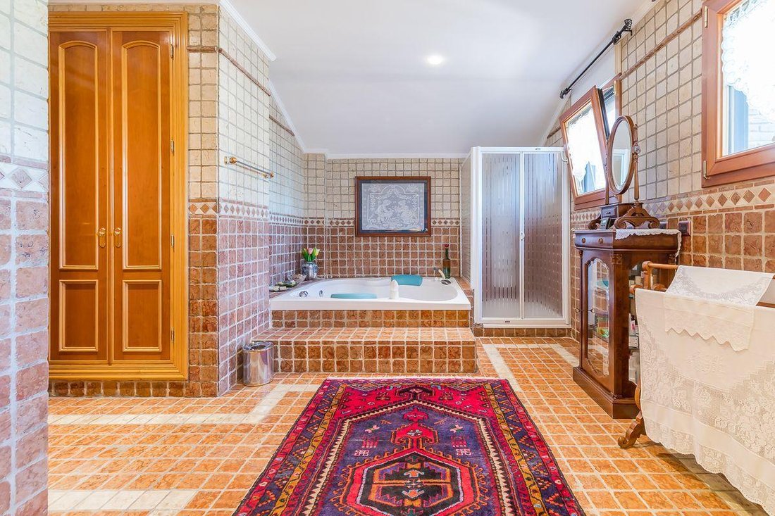 House in Las Rozas de Madrid, Comunidad de Madrid, Spain 5 - 18492744