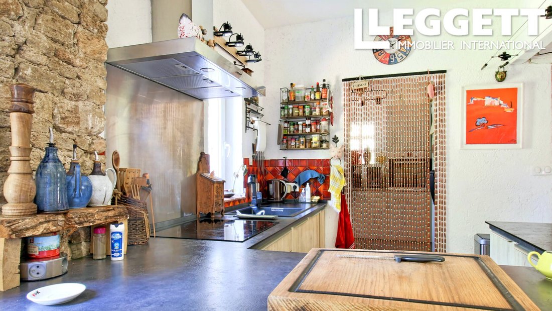 House in Apt, Provence-Alpes-Côte d'Azur, France 4 - 18494997