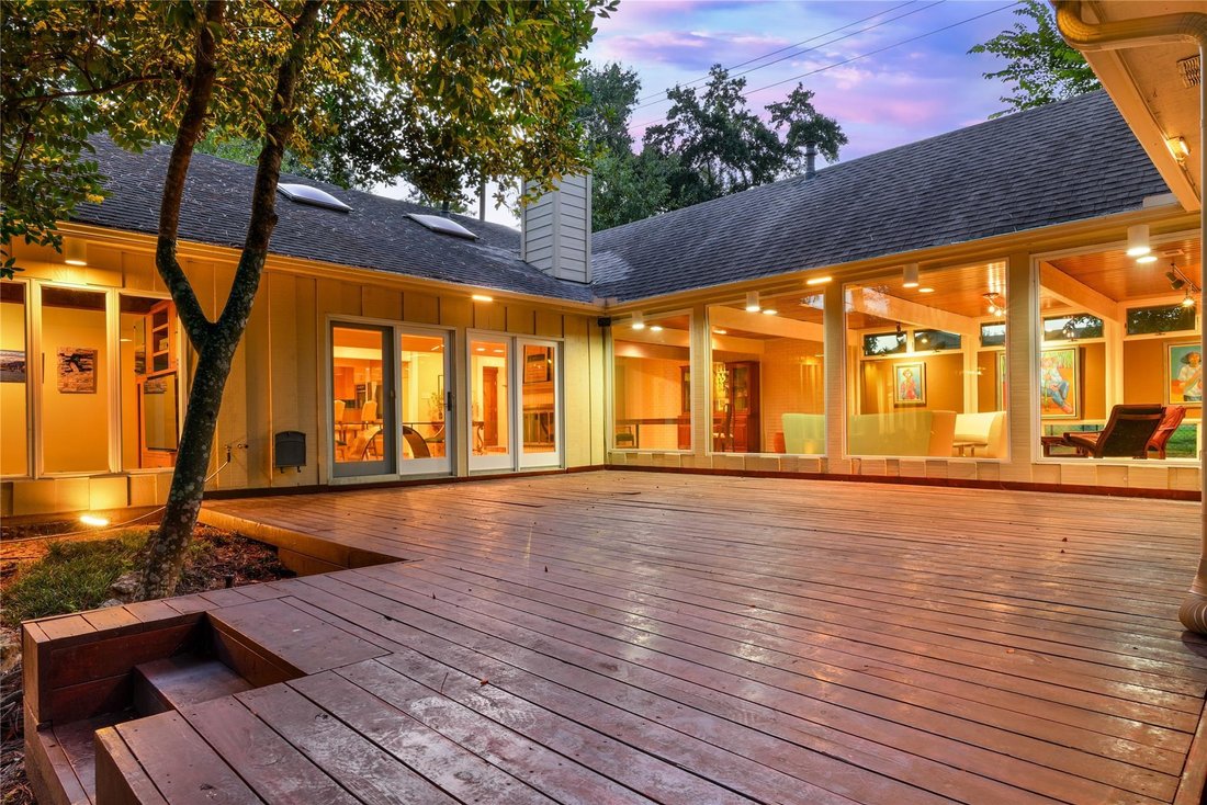 House in Houston, Texas, United States 1 - 18494042