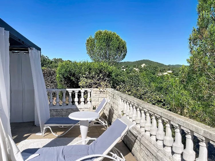 Maison à Montauroux, Provence-Alpes-Côte d'Azur, France 4 - 18495305