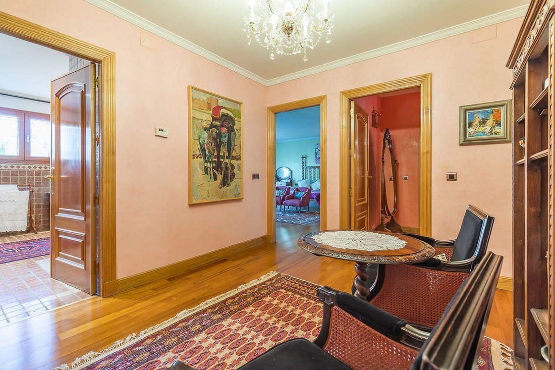 House in Las Rozas de Madrid, Comunidad de Madrid, Spain 4 - 18492744