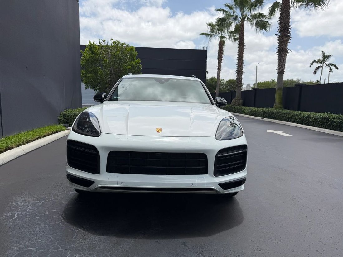 Suv in Doral, FL, United States 3 - 18495522