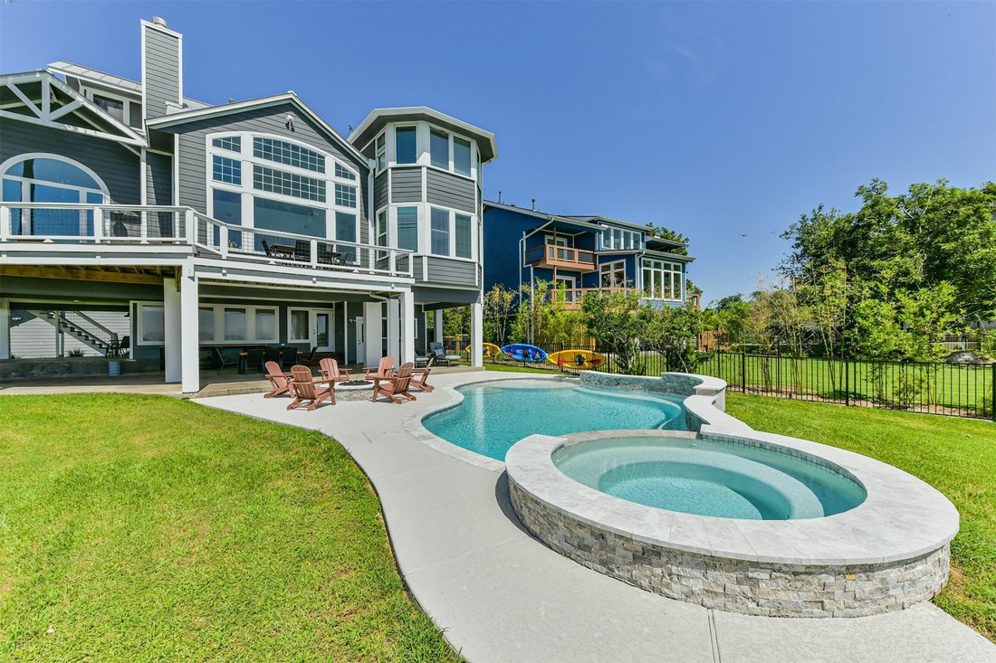 House in Seabrook, Texas, United States 4 - 18494908