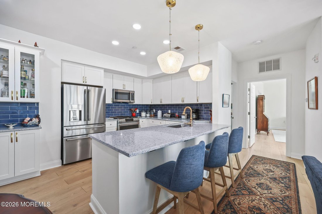 Condo in Asbury Park, New Jersey, United States 3 - 18493012