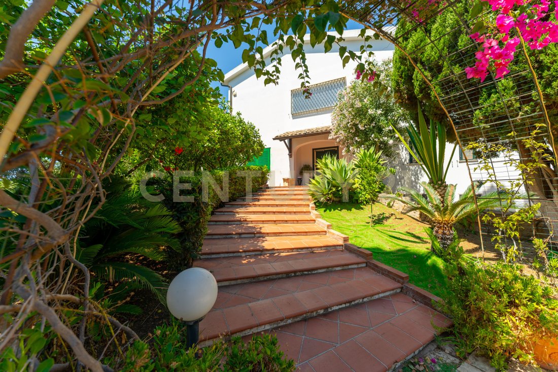 Villa in Scicli, Sicily, Italy 2 - 18493051