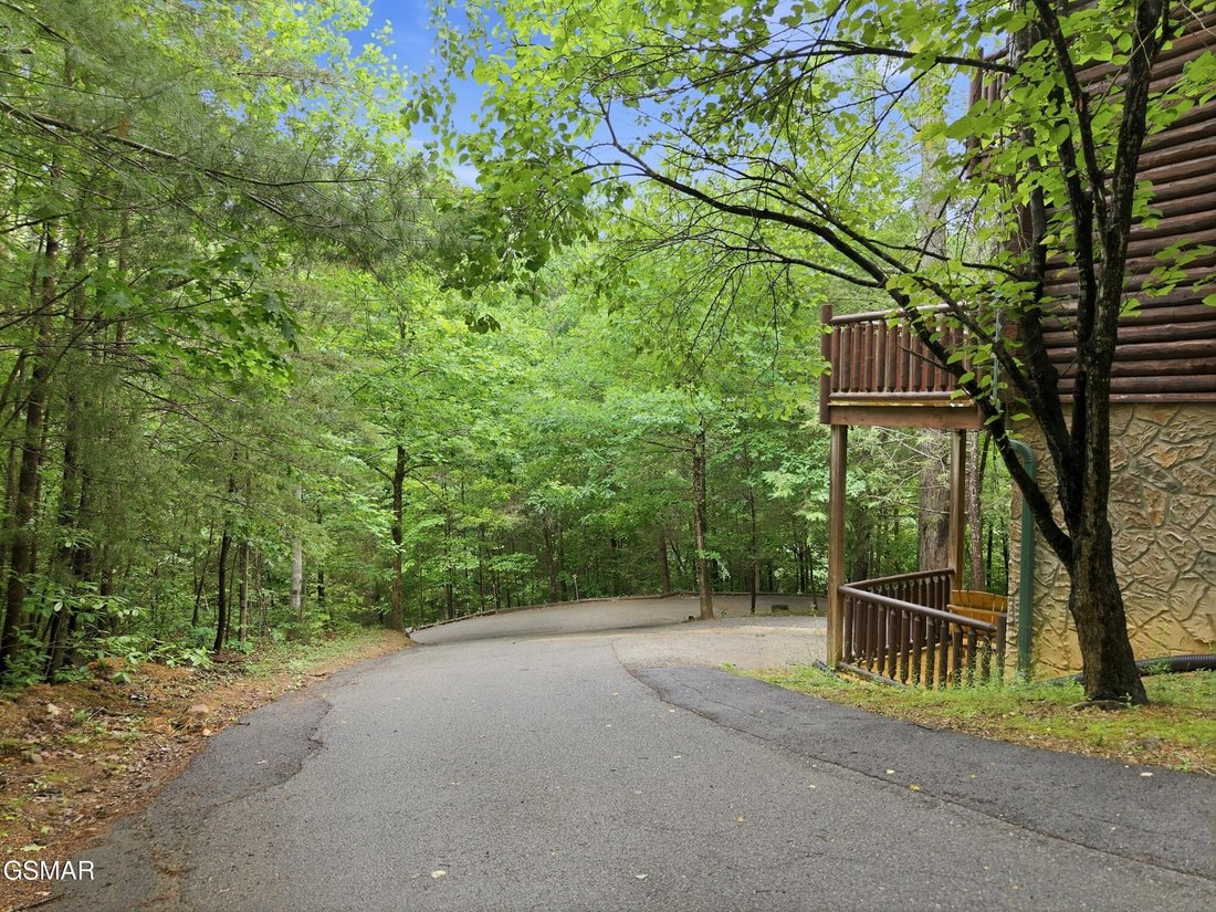 House in Sevierville, Tennessee, United States 5 - 18494158
