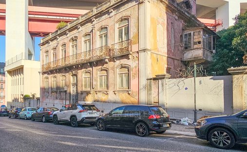 Apartment in Alcantara, Lisbon, Portugal 1
