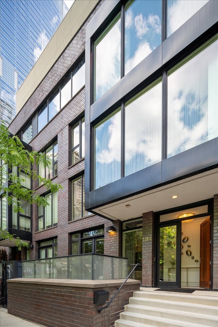 Condo in Chicago, Illinois, United States 2 - 18494662