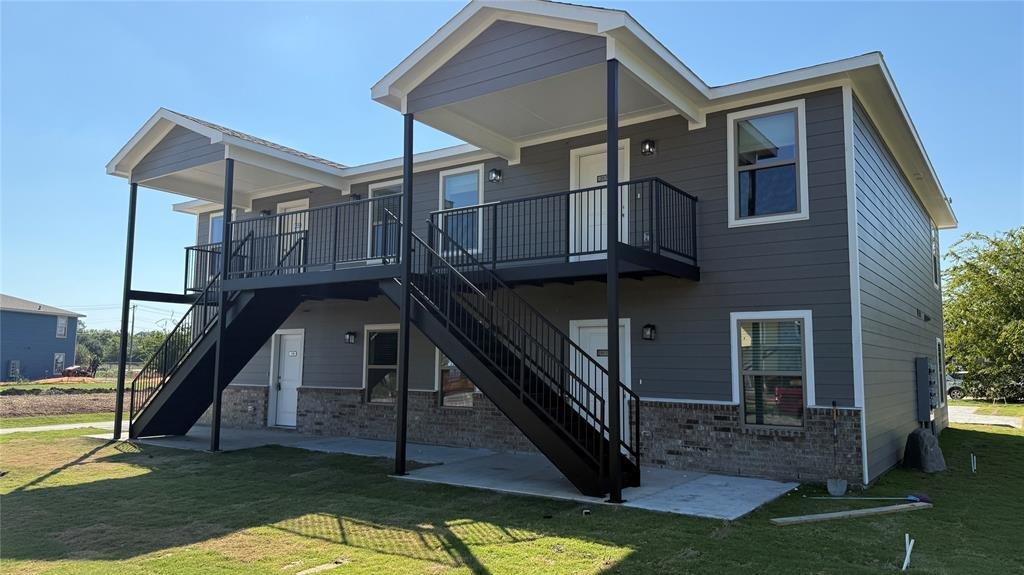 Denton, Texas, United States 1 - 18494315