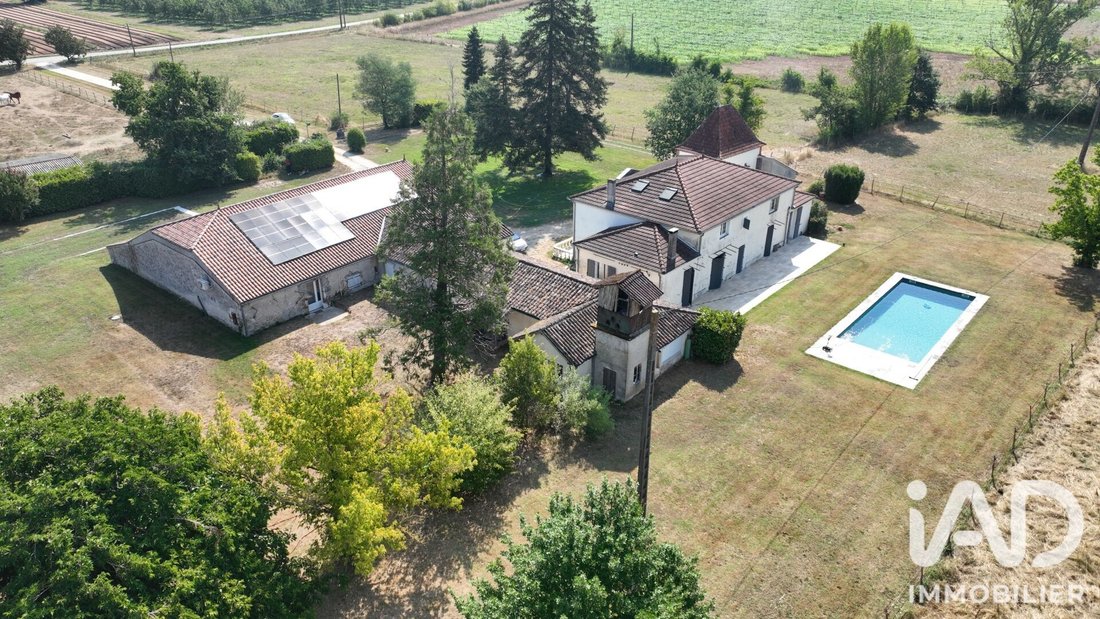 House in Lédat, Nouvelle-Aquitaine, France 1 - 18495716