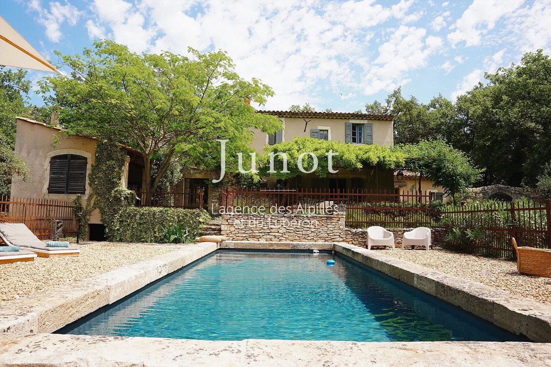 Country House in Lacoste, Provence-Alpes-Côte d'Azur, France 5 - 17348812
