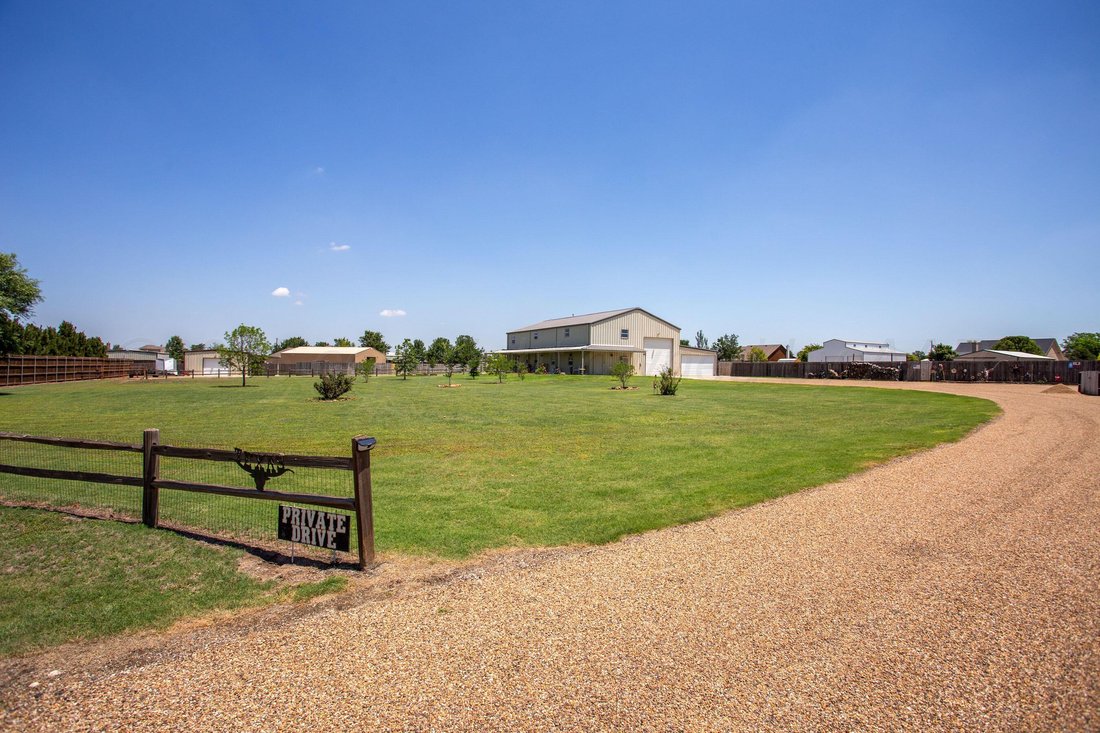 House in Amarillo, Texas, United States 1 - 18494112