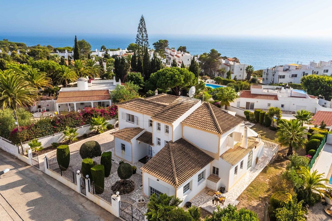 Villa in Carvoeiro, Algarve, Portugal 2 - 16561457