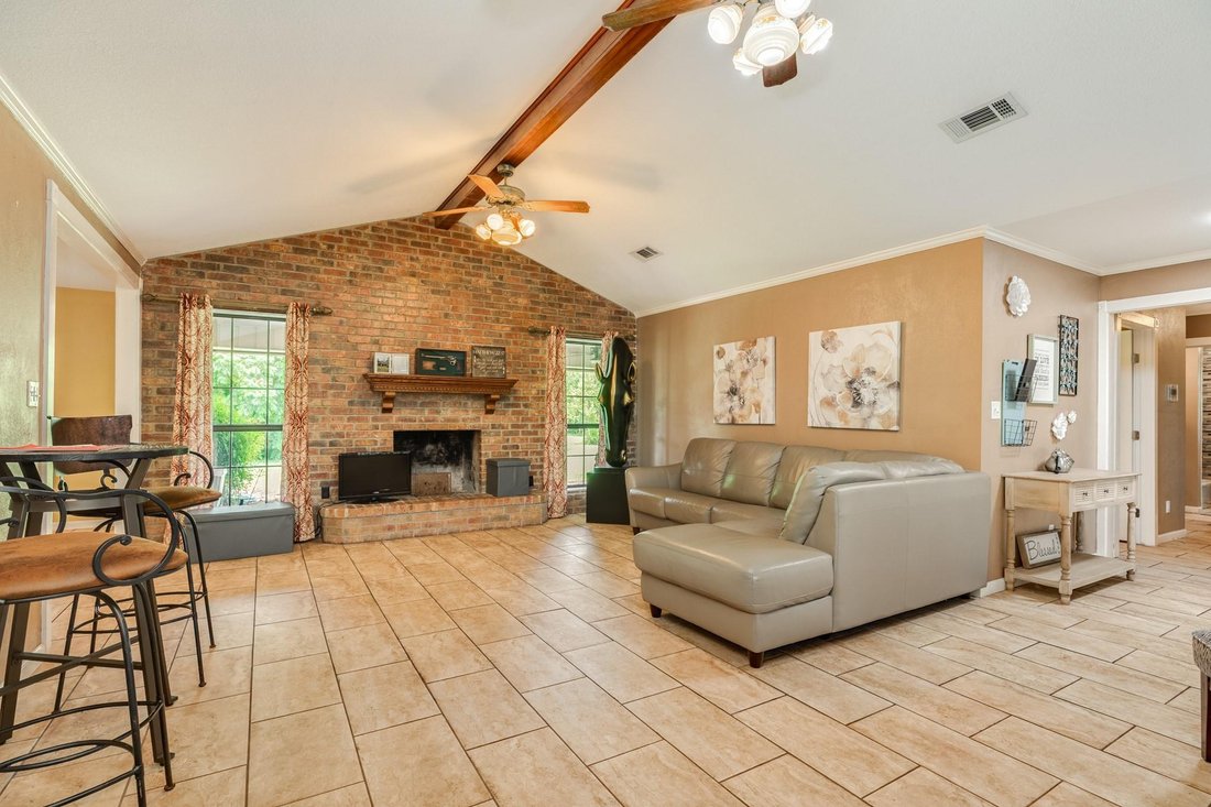 House in Brazoria, Texas, United States 3 - 18494034
