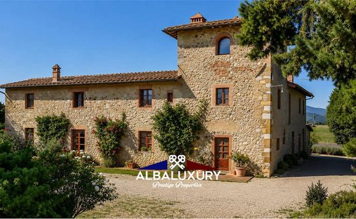 Villa in Castellina in Chianti, Tuscany, Italy 1
