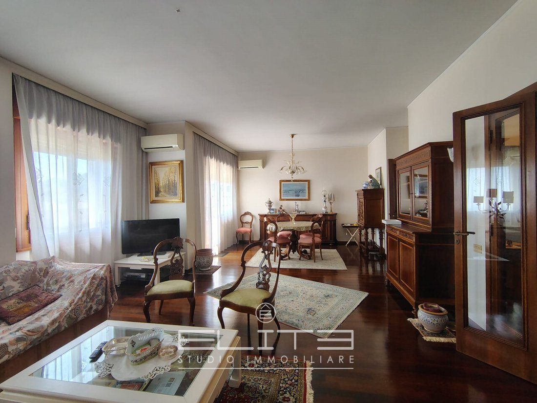 Wohnung in Zentrum, Ancona, Marken 4 - 18495325