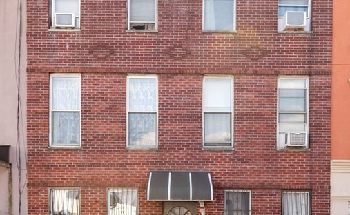 House in New York, New York, United States 1
