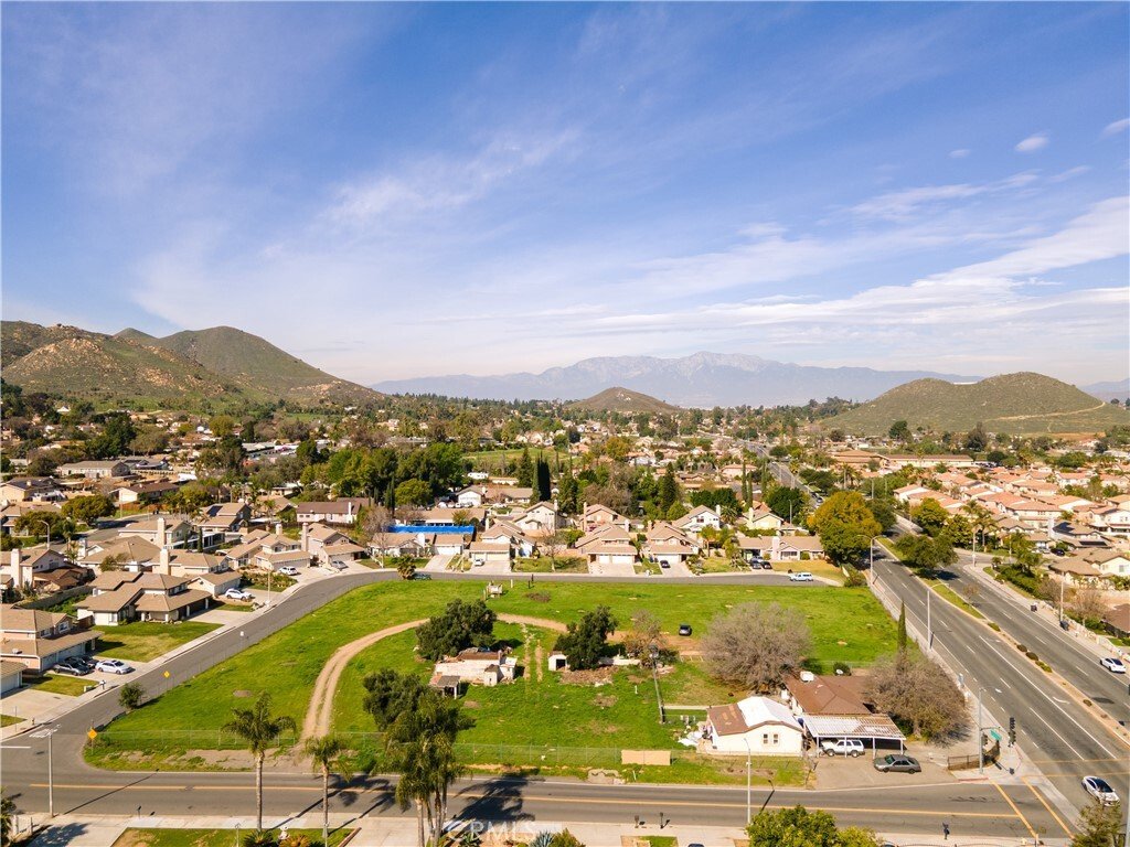 Terreno en Riverside, California, Estados Unidos 4 - 18494906