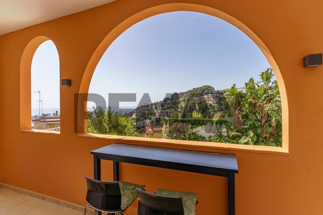 Appartement à Taormine, Sicile, Italie 1 - 18495878