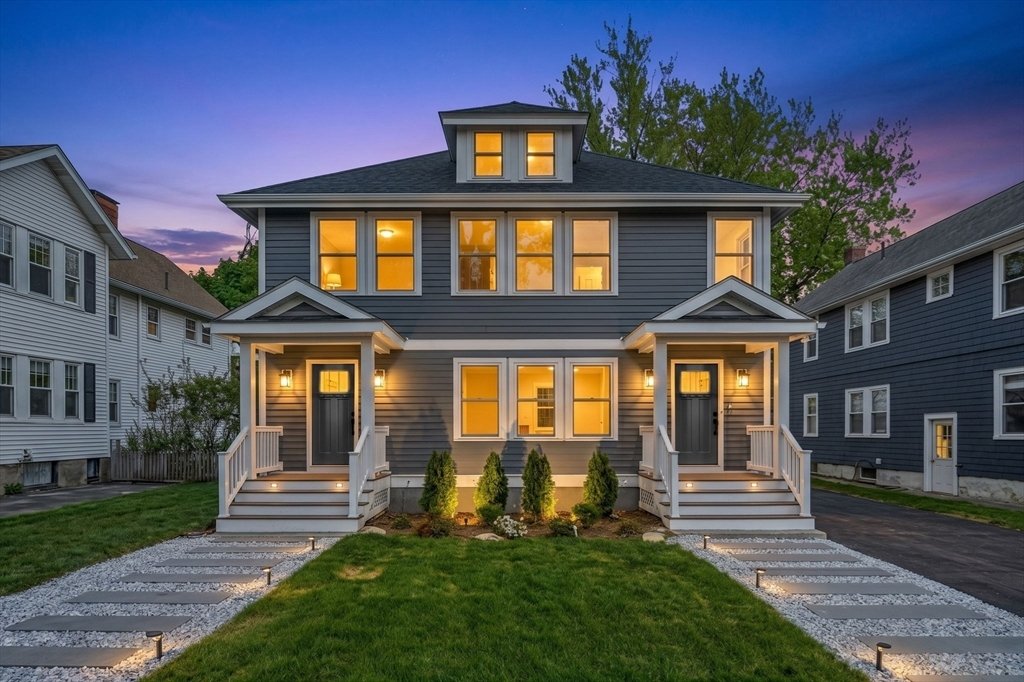 Condo in Newton, Massachusetts, United States 3 - 18257485