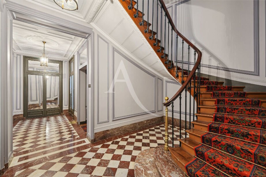 Apartment in Parc Monceau, Paris 8e Arrondissement, Paris 2 - 18492121