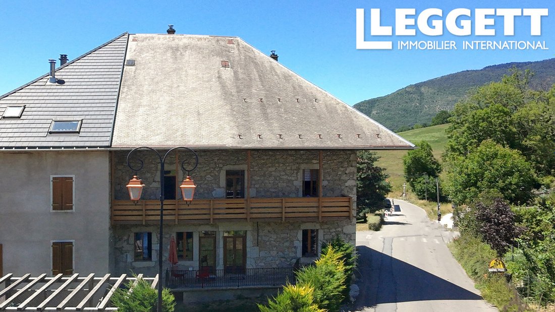 House in Bellecombe-en-Bauges, Auvergne-Rhône-Alpes, France 3 - 18494993