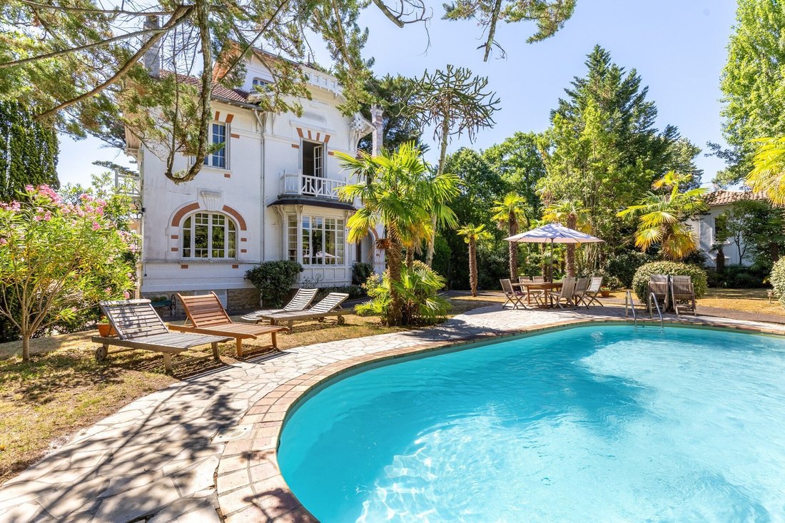 House in Aiguillon, Arcachon, France 4 - 18438782