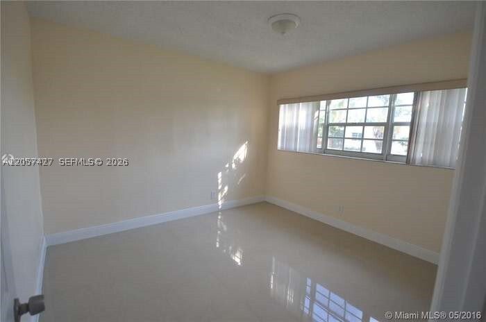 House in Miami, Florida, United States 5 - 18493458
