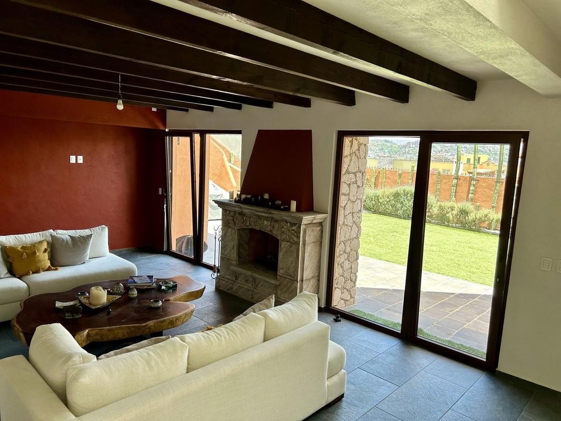 Condo in San Miguel de Allende, Guanajuato, Mexico 2 - 18492555