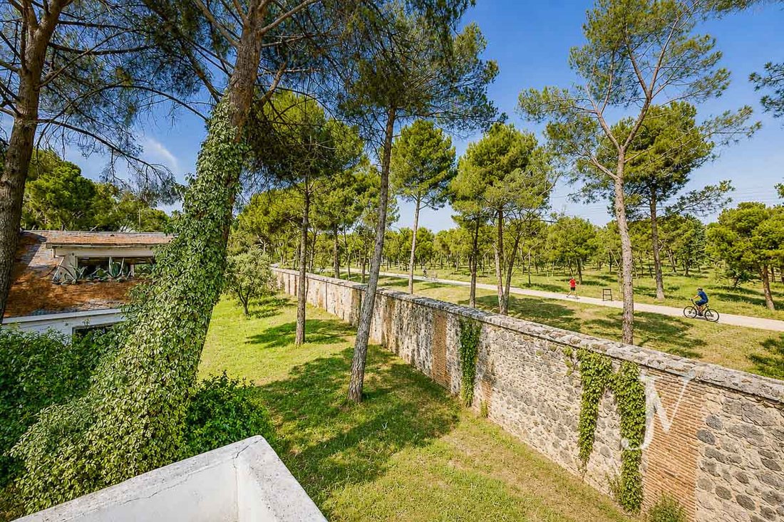 Villa in Somosaguas, Pozuelo de Alarcon, Comunidad de Madrid 1 - 18495264