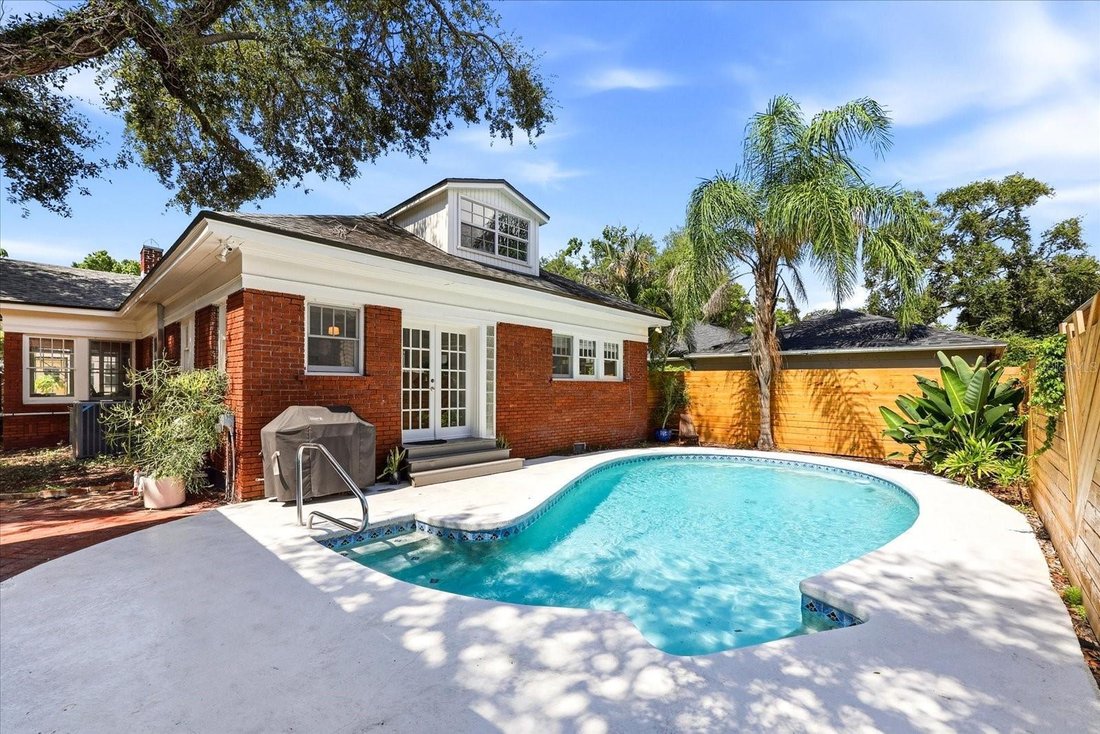 House in Tampa, Florida, United States 3 - 18494462