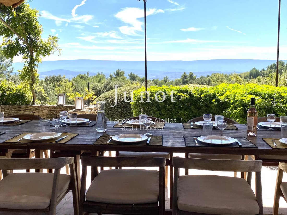 Country House in Gordes, Provence-Alpes-Côte d'Azur, France 3 - 16910506