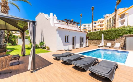 Villa in Praia dos Pescadores, Olhos de Agua, Portugal 1