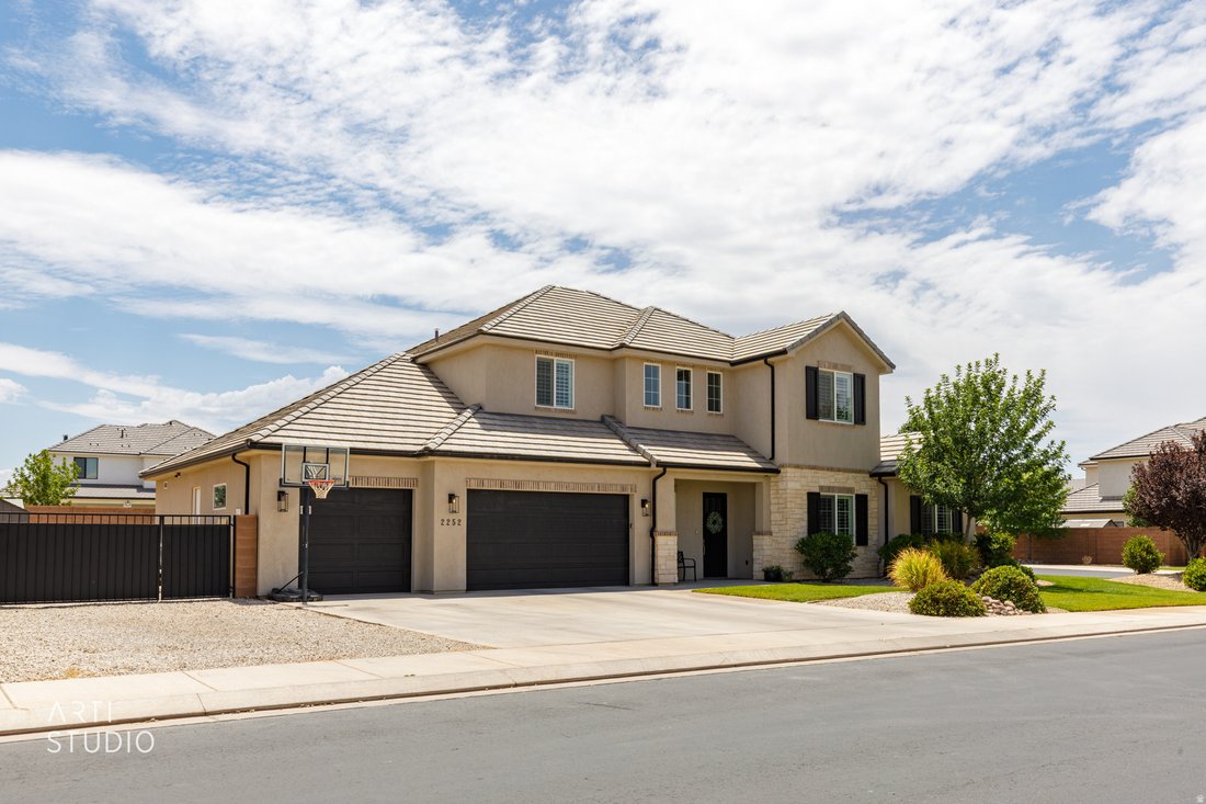 House in St. George, Utah, United States 3 - 18493216