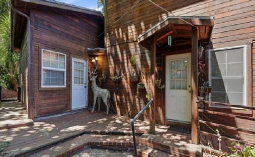 House in Oakland, California, United States 1