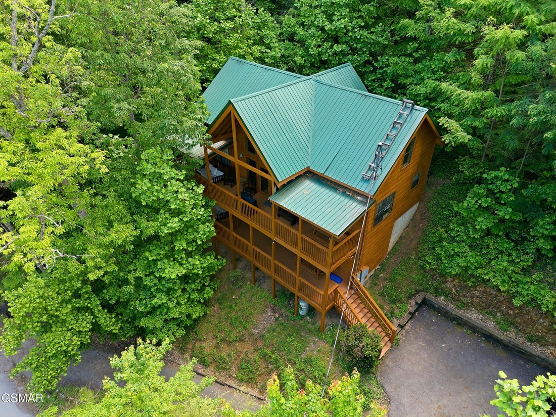 House in Gatlinburg, Tennessee, United States 4 - 18493599