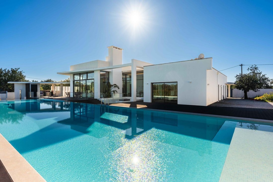 Villa in Tavira (Santa Maria e Santiago), Algarve, Portugal 1 - 17295680